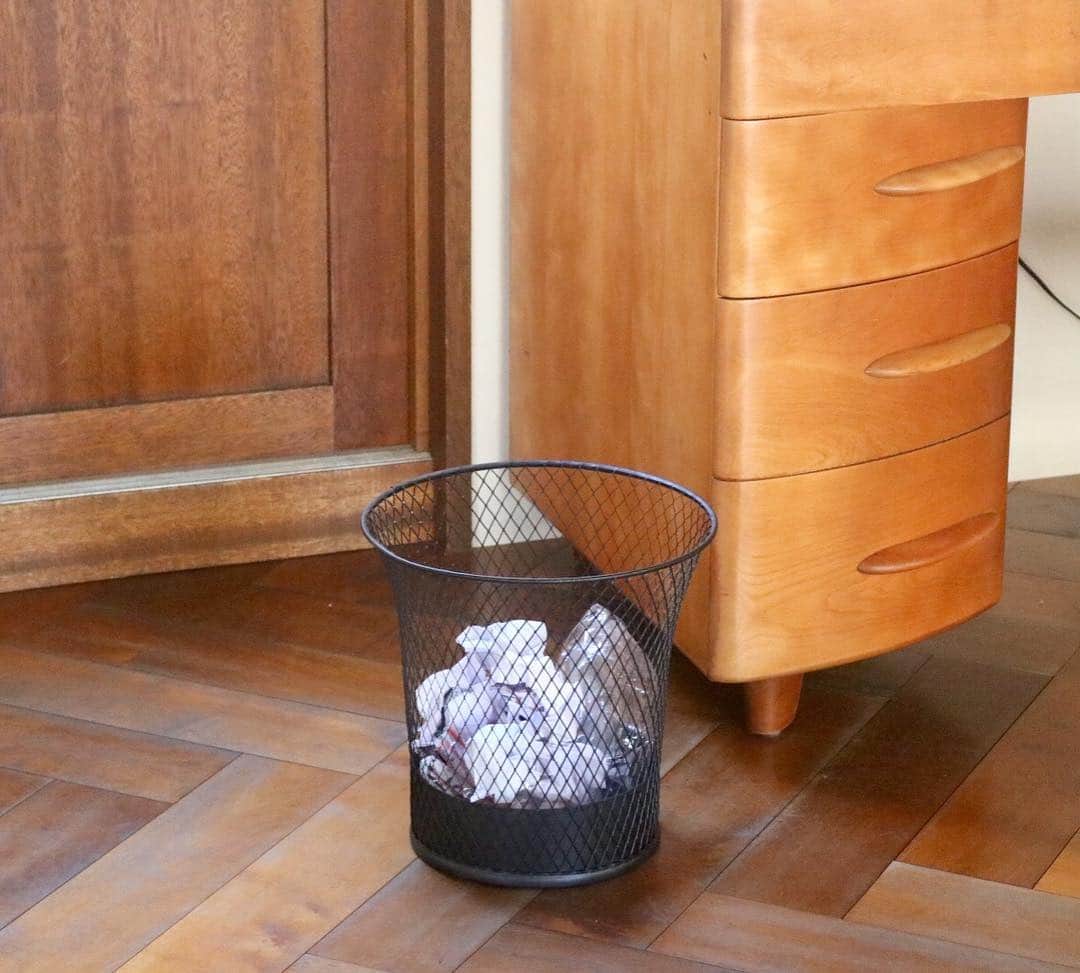 のインスタグラム：「【New Model】 ACME Furniture Original Product ”AOS Wire Waste Basket” #acmefurniture #originalproduct #trashcan #wastebasket」