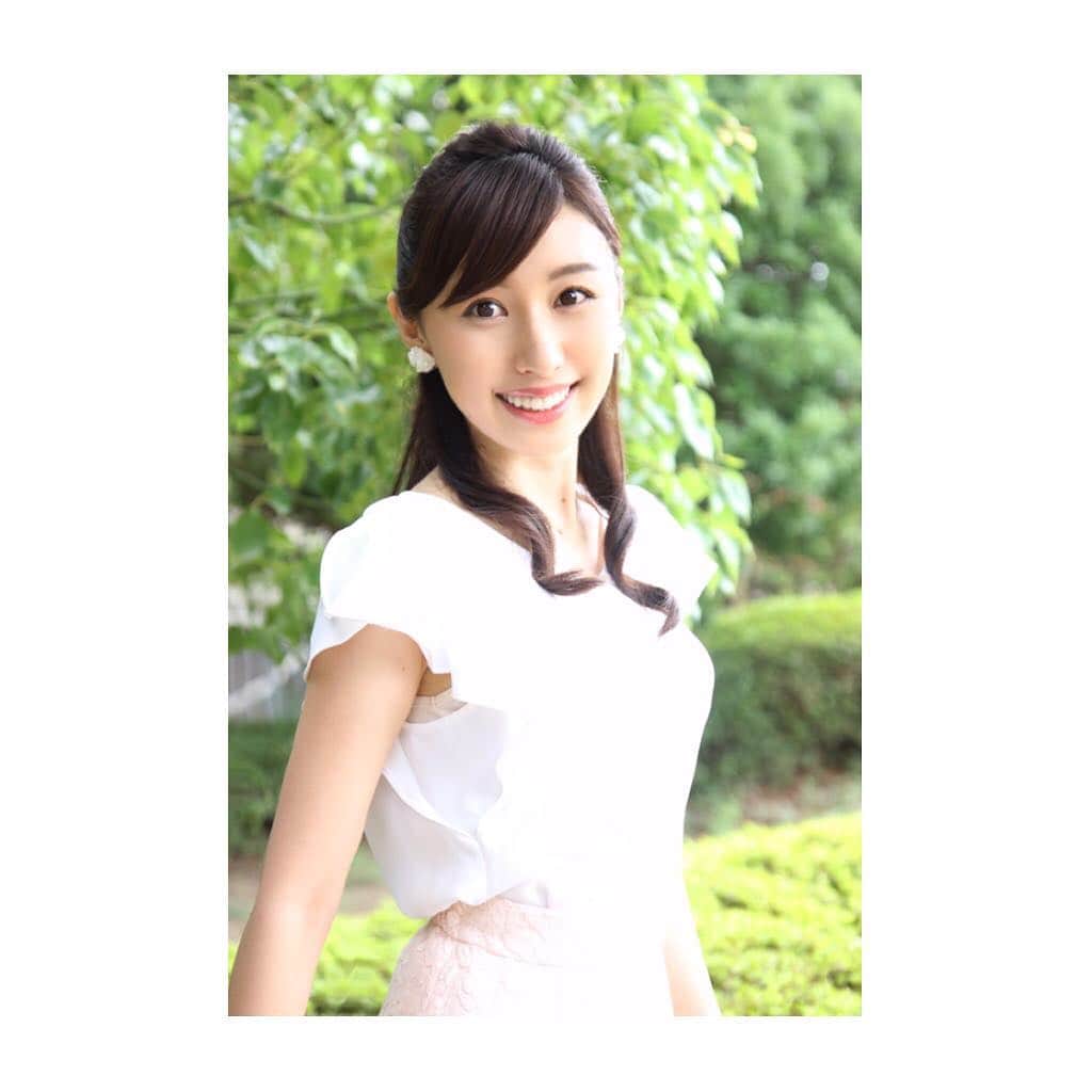 のインスタグラム：「#3yearsago #26歳 先日、久しぶりにスチール撮影をしました😊🍀 様々な場所で撮っていただいたので、どんな風に出来上がるか楽しみ☺️💓 お蔵入りになってしまう前に、以前撮っていただいた写真を記録用に…🙇‍♀️笑 #キャスター  #アナウンサー #楠紗友里 今朝も #Nack5 #レディオファントム 聴いてください📻❣️ #埼玉 #ラジオ #goodmorning」