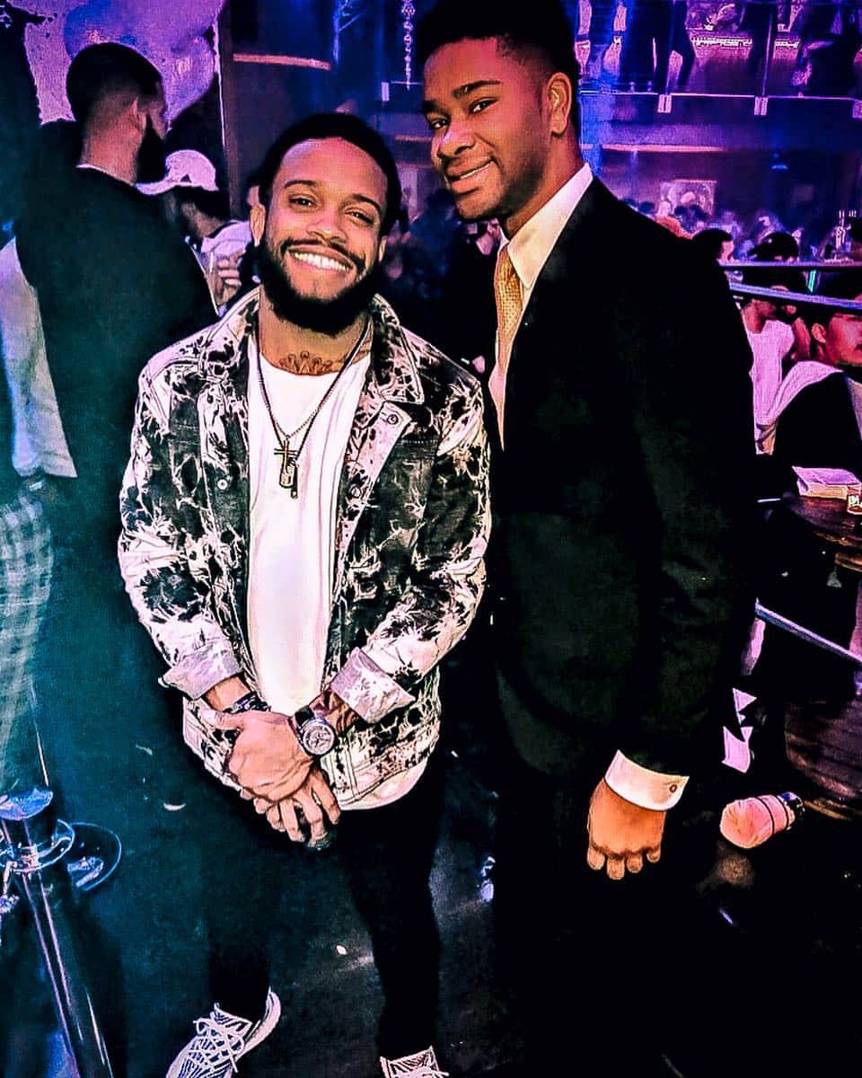 デライノ・デシールズ・ジュニアのインスタグラム：「A little #ThrowbackThursday with my guy @Mr_HotSpot back home in the #ATL. If you need a good laugh or need to smile, head over to his page!」
