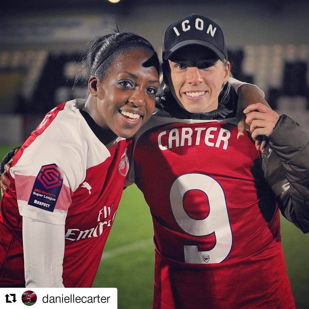Arsenal Ladiesさんのインスタグラム写真 - (Arsenal LadiesInstagram)「👏❤ #Repost @daniellecarter ・・・ This is what tears of joy looks like! Unreal feeling making my comeback after soooo long out. The reception and messages I’ve received tonight is greatly appreciated.. thank you all!! 5 more cup finals left! 👊🏾🔴」3月15日 8時46分 - arsenalwfc