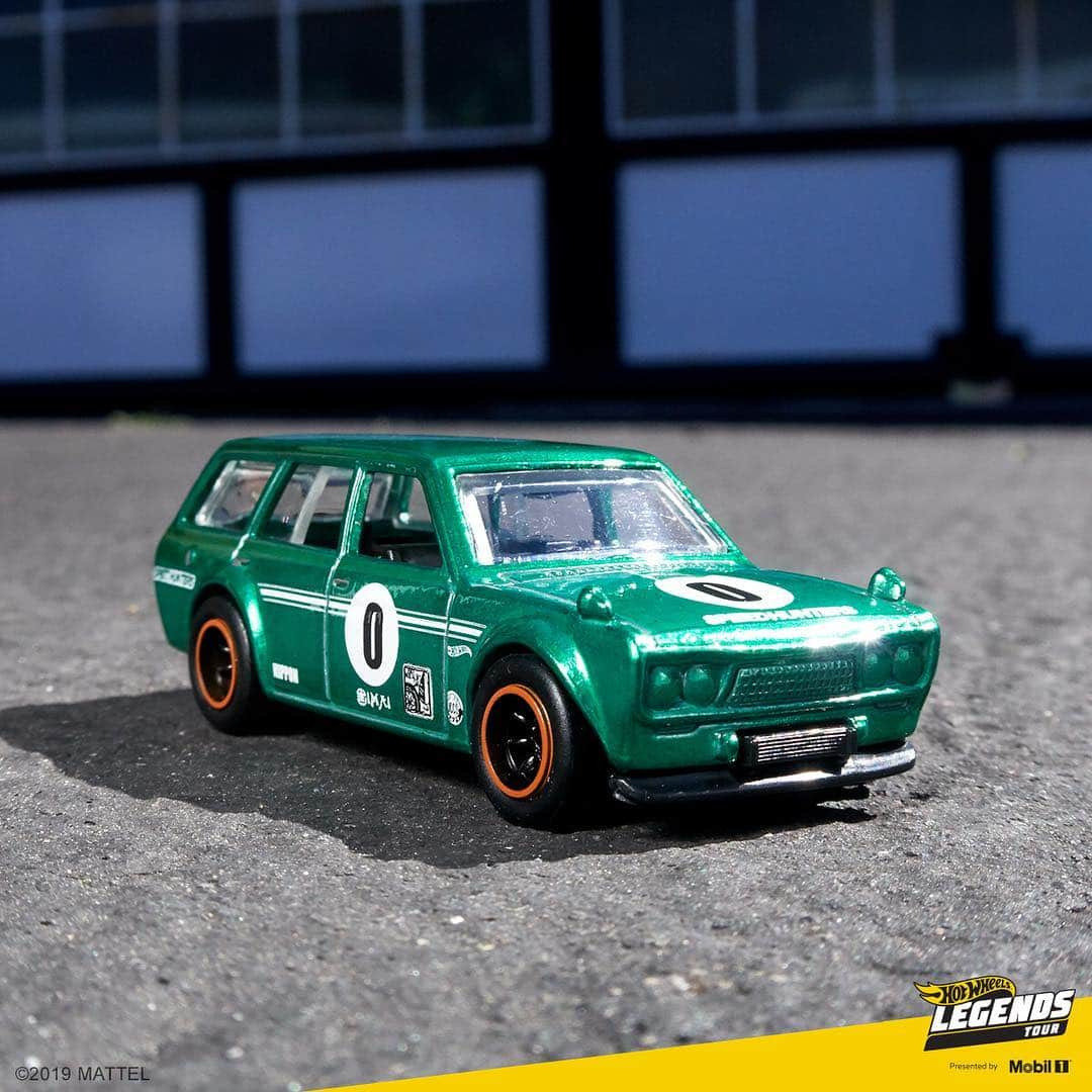 Hot Wheelsさんのインスタグラム写真 - (Hot WheelsInstagram)「It’s time to get your hands on this limited edition ’71 Datsun Bluebird 510 Wagon in our new #HotWheelsLegends Vending Truck that’s traveling across the country! We’re stopping in North Miami Beach Walmart at 1425 NE 163rd ST tomorrow from 11am - 3pm EST. Swipe through to see our cross-country vending truck and stay tuned for more info when it’s coming to your city! . . . . #hotwheels #datsun #miami #florida #hotwheelscollector #hotwheelspics #hotwheelscollectors #diecast #diecastcars」3月15日 9時00分 - hotwheelsofficial