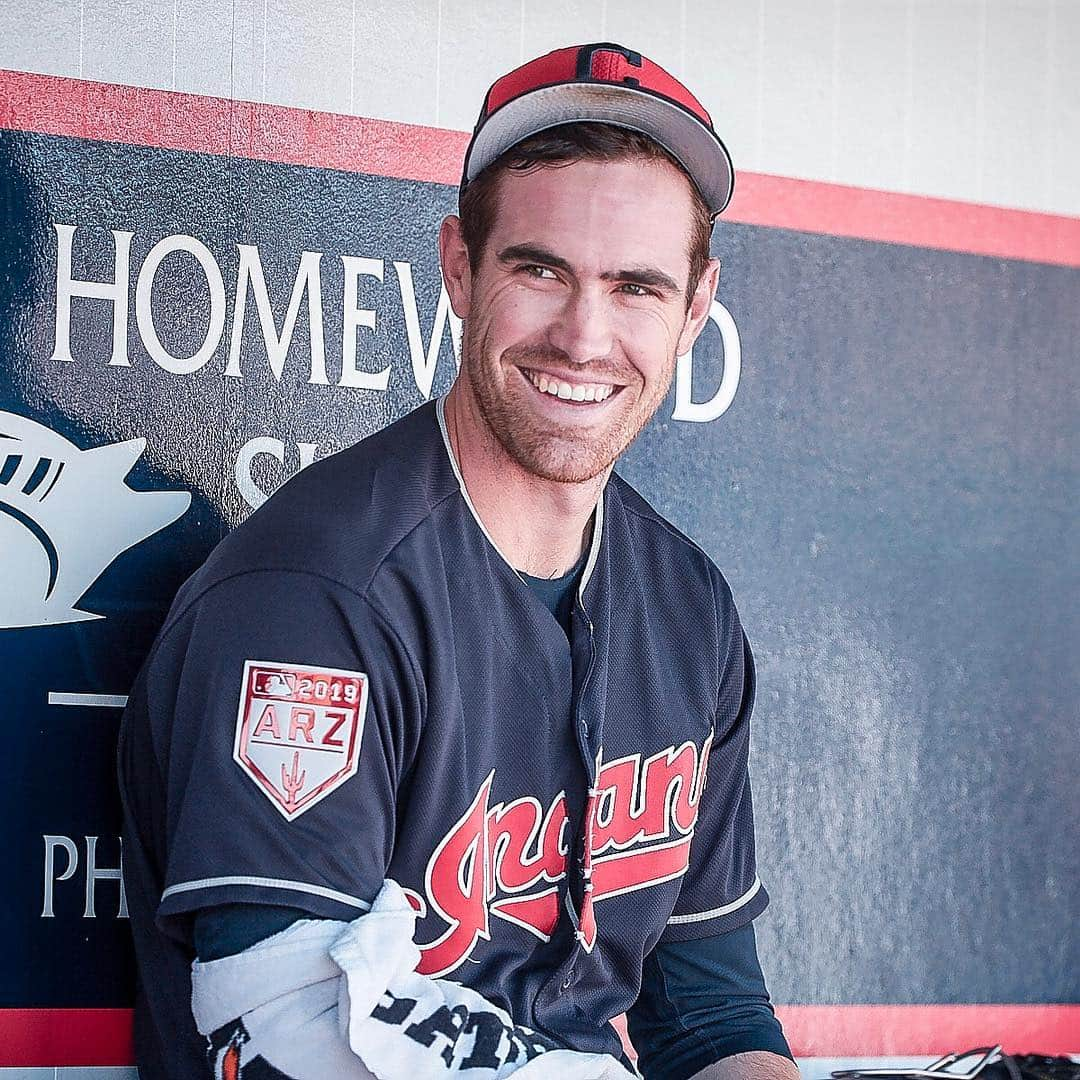 クリーブランド・インディアンスさんのインスタグラム写真 - (クリーブランド・インディアンスInstagram)「There’s just something about Shane ... 😏  5 innings, 0 hits & 8 K’s from Bieber in his #TribeSpring outing Thursday.」3月15日 9時16分 - cleguardians