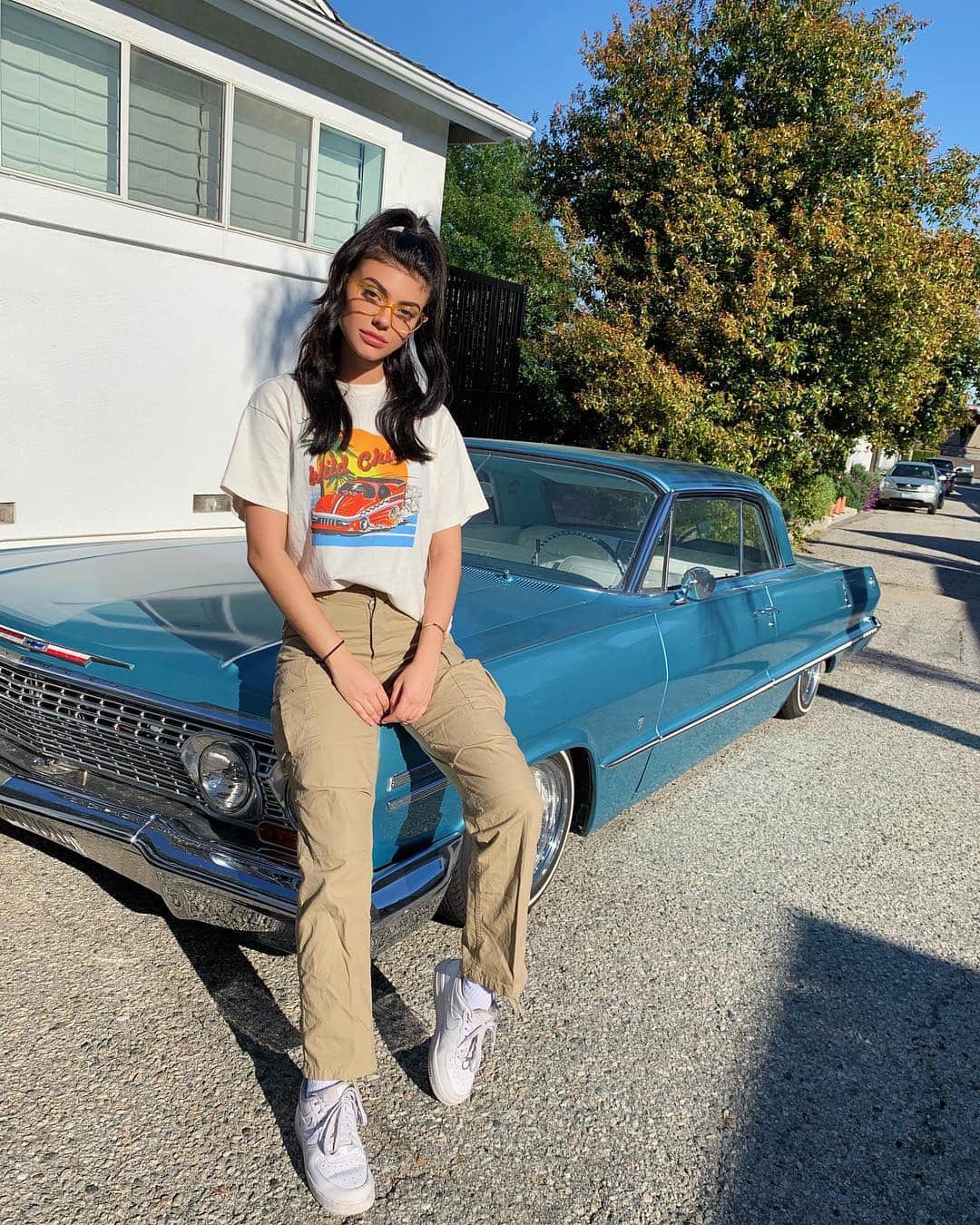 ケルシーのインスタグラム：「think it’s finally time to learn how to drive」