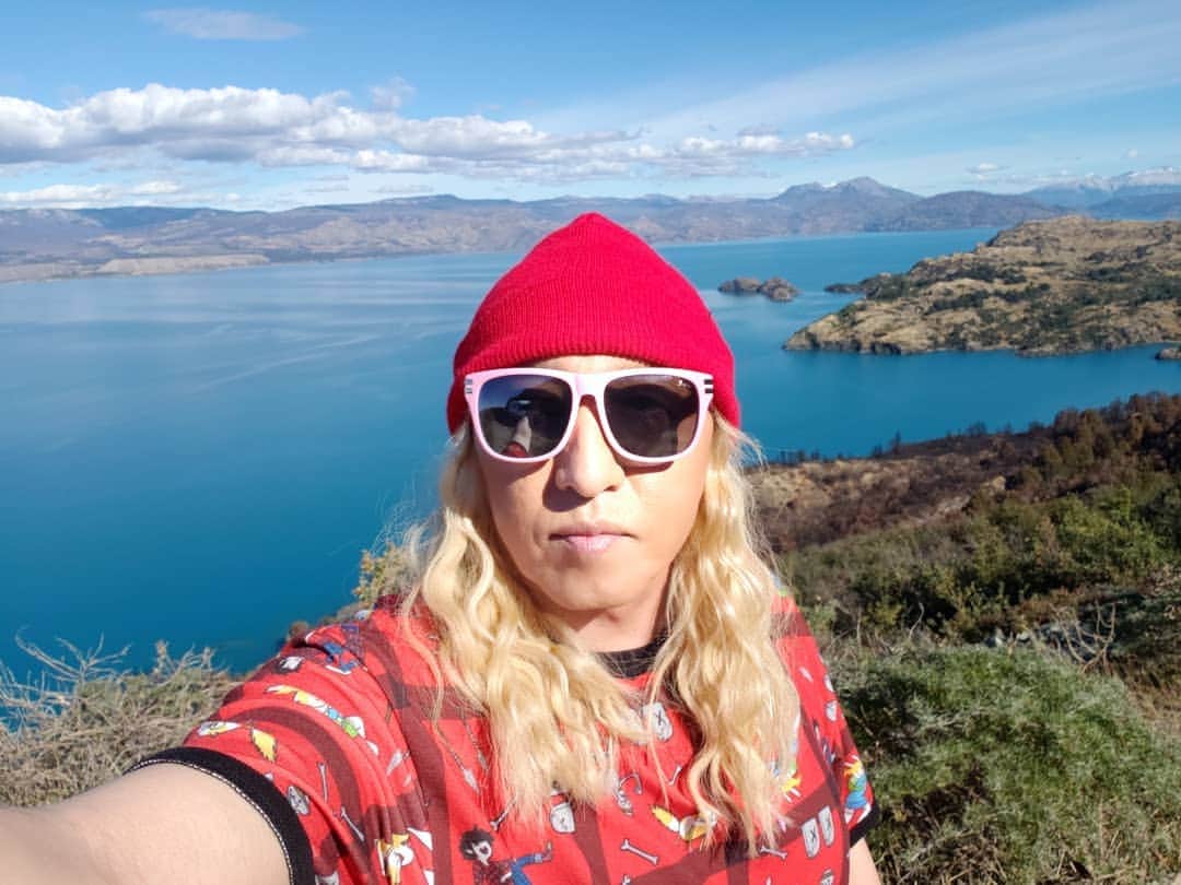 DJ KOOさんのインスタグラム写真 - (DJ KOOInstagram)「チリ！！３日目！！Chile Chicoの素晴らしい景色！！ロケバスで7時間揺られてガクガクだったけど！！日本では見れない湖や山々！！皆にも見せたくて！！ #チリ #chile #DJKOO」3月15日 9時41分 - dj_koo1019