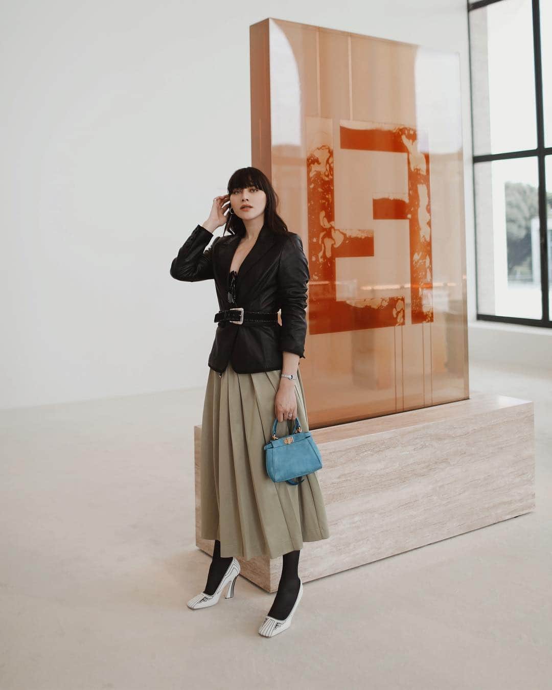 ナタリー・スアレスさんのインスタグラム写真 - (ナタリー・スアレスInstagram)「The full look at @fendi! 🇮🇹 Swipe through for a closer look at the #ForeverFendi collection debut here in Rome. Which one is your favorite? #FendiTimepieces」3月15日 9時59分 - natalieoffduty