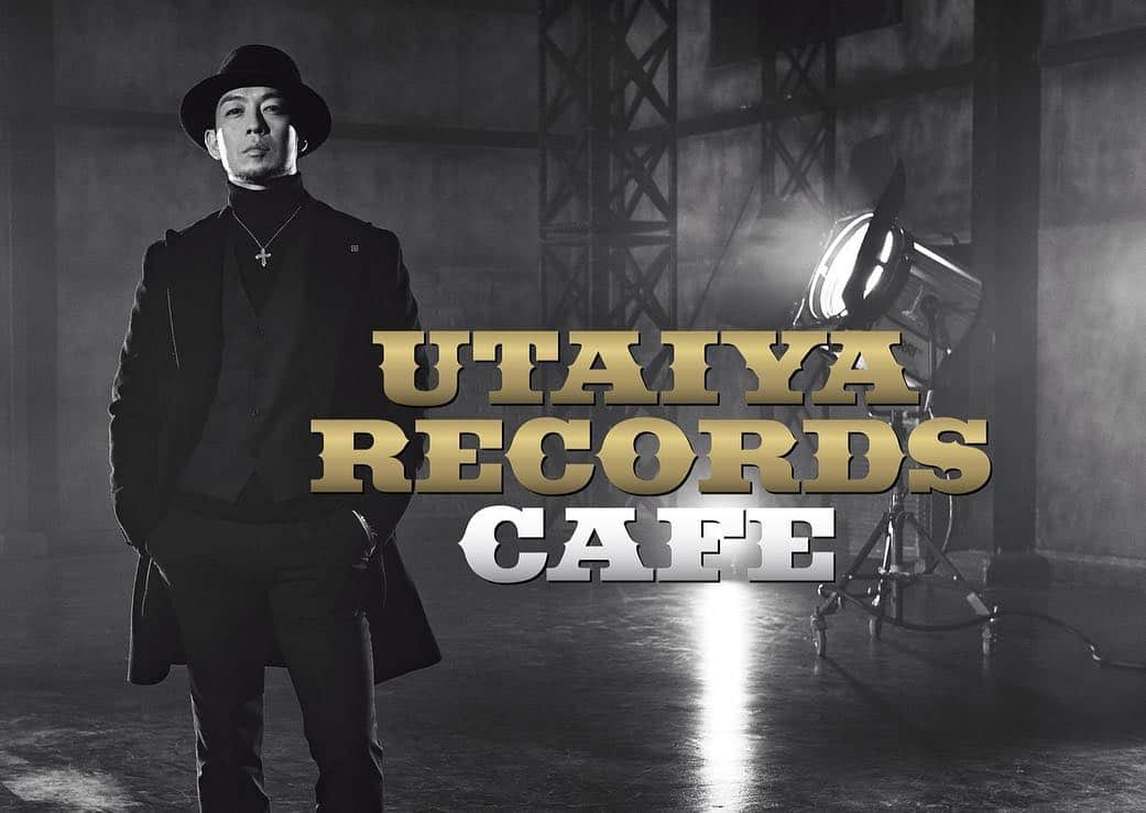 清木場俊介さんのインスタグラム写真 - (清木場俊介Instagram)「〈UTAIYA RECORDS CAFE〉 清木場俊介スペシャルカフェ「UTAIYA RECORDS CAFE」が 本日3月15日(金)12:00より期間限定オープンいたします！ ・ 店内では、LIVEやMUSIC VIDEOで着用した衣装の展示、清木場俊介の楽曲やLIVEをイメージしたカフェメニューなどが楽しめるほか、カフェオリジナルグッズも販売いたします！ ファン同士のコミュニティスペースとしてもお楽しみ頂けますので、みなさまのお越しをお待ちしております！ ・ 【UTAIYA RECORDS CAFE】 ■期間:3月15日(金)〜3月31日(日) ■場所:原宿 AREA-Q ※入店にはチケットが必要となります。 ・ 詳細は「UTAIYA RECORDS CAFE」公式サイトをご覧ください！ (STAFF) ・ #清木場俊介 #UTAIYARECORDSUNITED #UTAIYARECORDSCAFE #スライド▶️」3月15日 10時00分 - kiyokiba_shunsuke