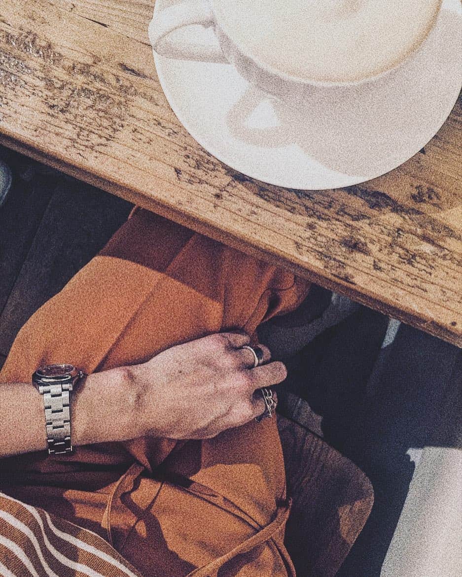 のインスタグラム：「さ、む、い。 . . #cafe  #hot #selfie  #teatime」