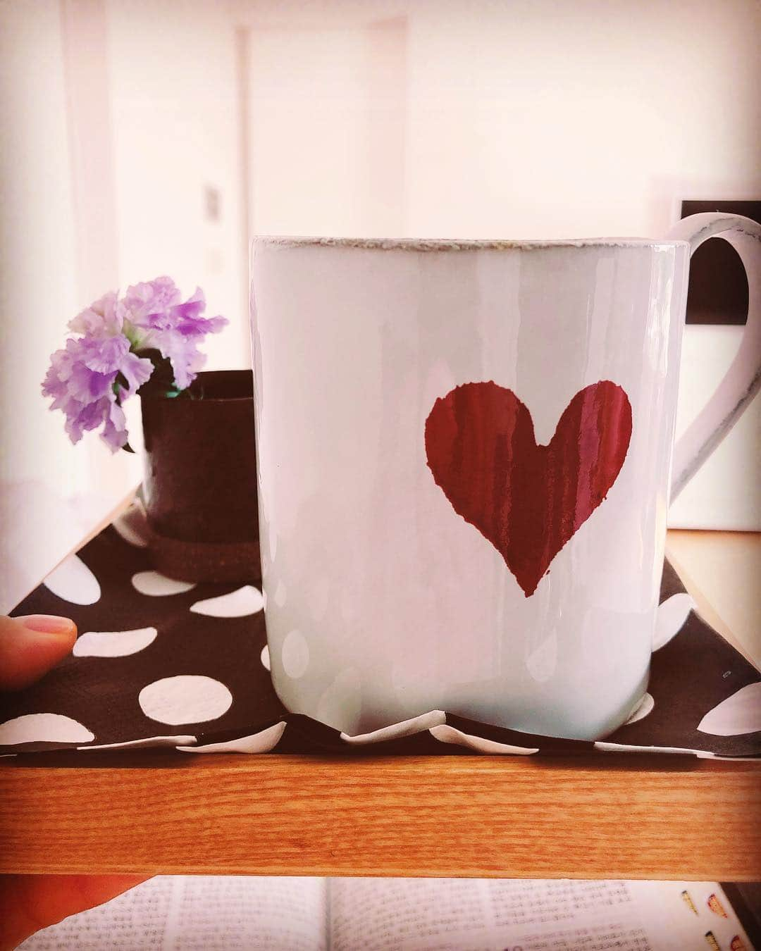 オム・ジョンファさんのインスタグラム写真 - (オム・ジョンファInstagram)「morning coffee  #imfine」3月15日 10時16分 - umaizing