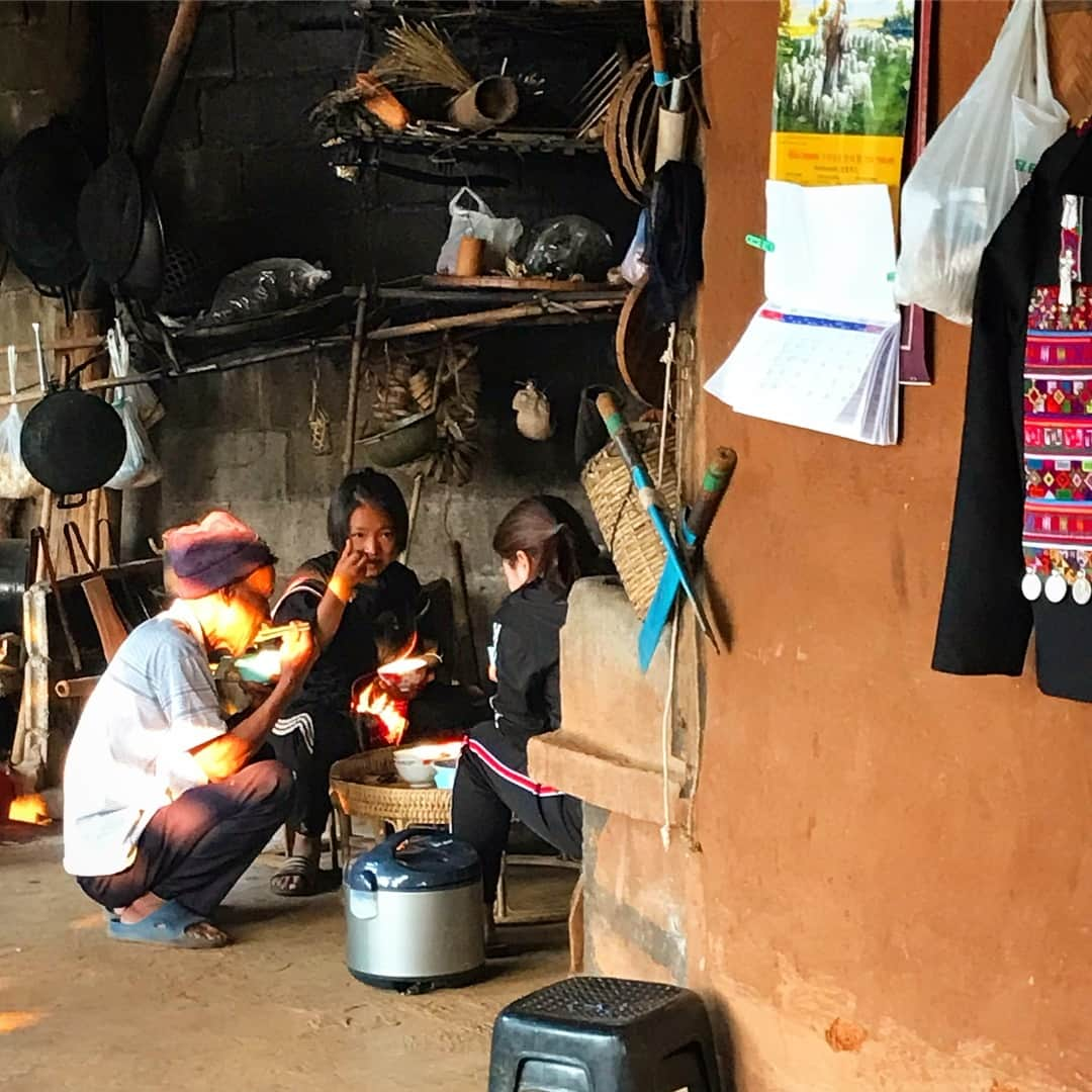 ヤマザキマリさんのインスタグラム写真 - (ヤマザキマリInstagram)「村の朝飯」3月15日 10時34分 - thermariyamazaki