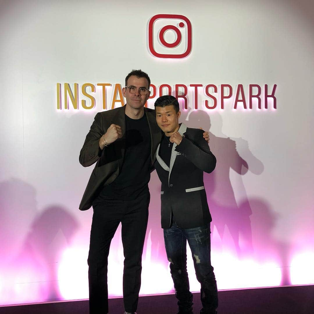 亀田和毅さんのインスタグラム写真 - (亀田和毅Instagram)「昨日はINSTASPORTSPARKのレセプションイベントに参加しました。  ドリブルデザイナーの岡部さんにイベントに招待していただきました^_^  岡部さんにはいつもお世話になっています。  ありがとうございます！！ イベントでは色んな競技のアスリートの方もいて、たくさん交流できて楽しかった。  ほんでInstagramの社長さんともお会いして色んな話ができた！  これから面白いことがやっていけたらいいな^_^  とても素晴らしいイベントやった。  皆さんありがとうございました！  #亀田和毅 #インスタグラム #instagram」3月15日 11時02分 - tomokikameda