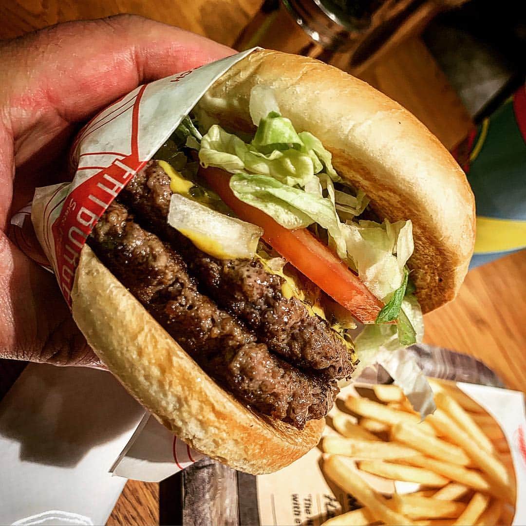 マサ北宮さんのインスタグラム写真 - (マサ北宮Instagram)「最高でした 本当に最高でした #noah_ghc #fatburger #ハンバーガー」3月15日 21時31分 - masakitamiya_noah
