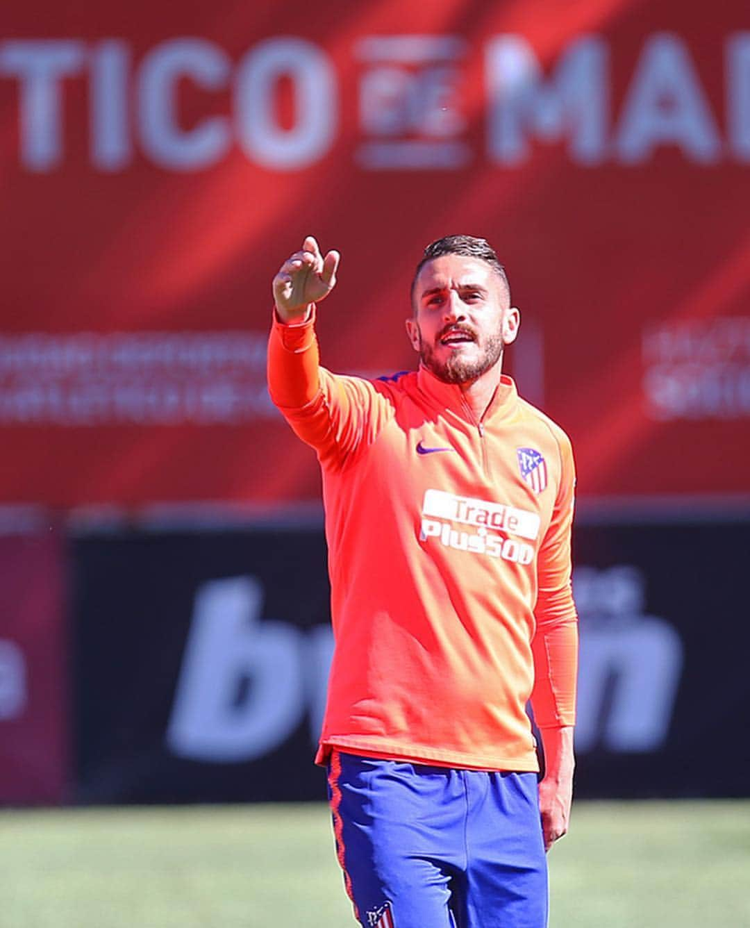 アトレティコ・マドリードさんのインスタグラム写真 - (アトレティコ・マドリードInstagram)「Preparados para el #AthleticAtleti 💪 Ready to fight!  #LaLiga #Atleti #AúpaAtleti」3月15日 21時34分 - atleticodemadrid