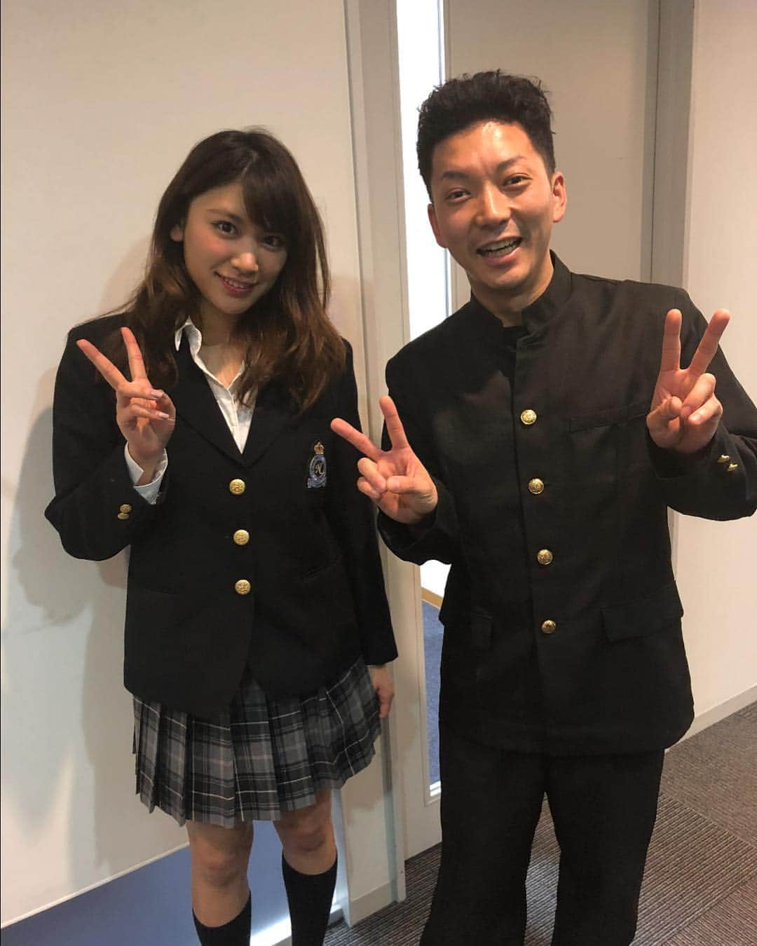 嶋佐 和也さんのインスタグラム写真 - (嶋佐 和也Instagram)「インスタものまね  久松郁実さんと「ハイパーパシリ」のものまねです☆  #パシリ」3月15日 21時41分 - kazuyashimasanewyork