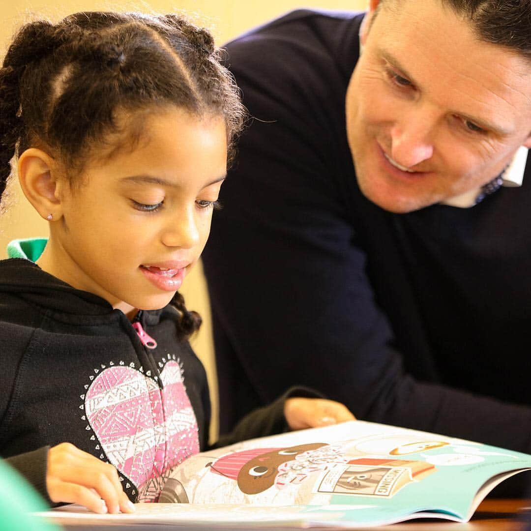 ジャスティン・ローズさんのインスタグラム写真 - (ジャスティン・ローズInstagram)「Great start to @theplayerschamp for @morgan.stanley Eagles for Impact. For every eagle, they're donating 1,500 books to @BookTrustUSA and yesterday with 22 eagles made and counting. Let’s see how many eagles are made today! #EagleUp #team🌹」3月15日 21時59分 - justinprose99