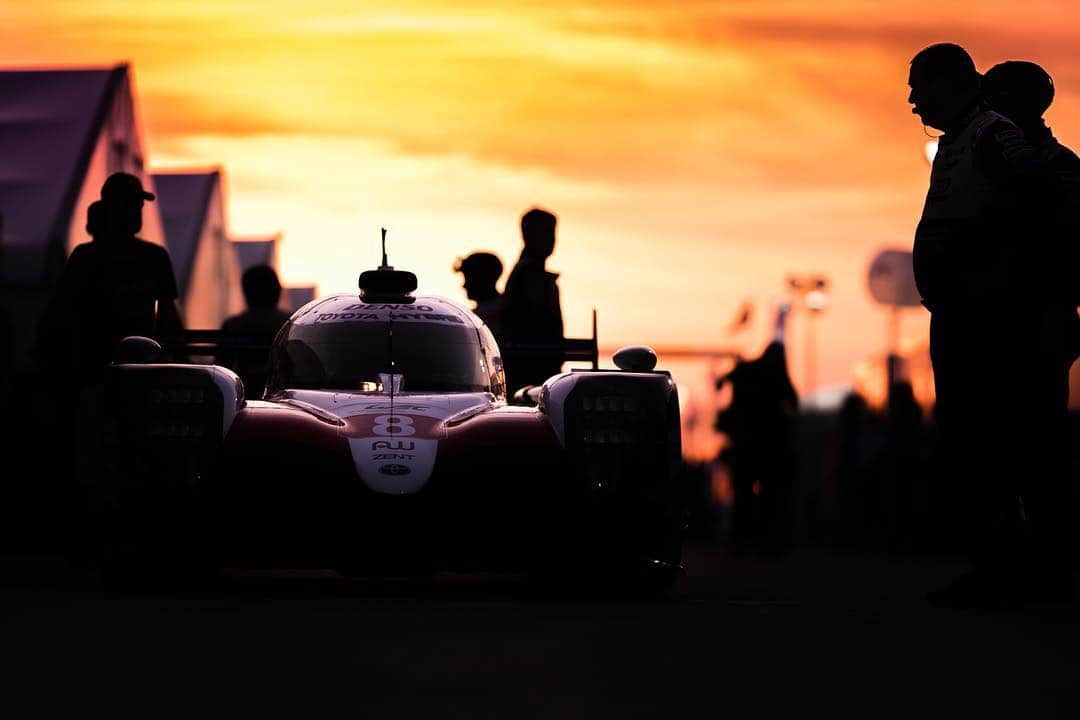 セバスチャン・ブエミさんのインスタグラム写真 - (セバスチャン・ブエミInstagram)「#1000MSebring Pole position here in Sebring! Let’s do this 🚀🔥 you can watch the race directly on the WEC app」3月15日 22時06分 - sebastien_buemi