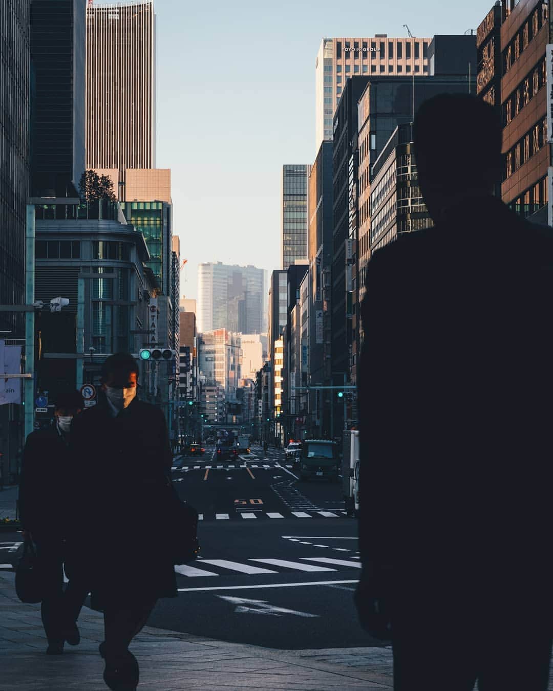 Takashi Yasuiさんのインスタグラム写真 - (Takashi YasuiInstagram)「the begining of a day in Tokyo」3月15日 22時08分 - _tuck4