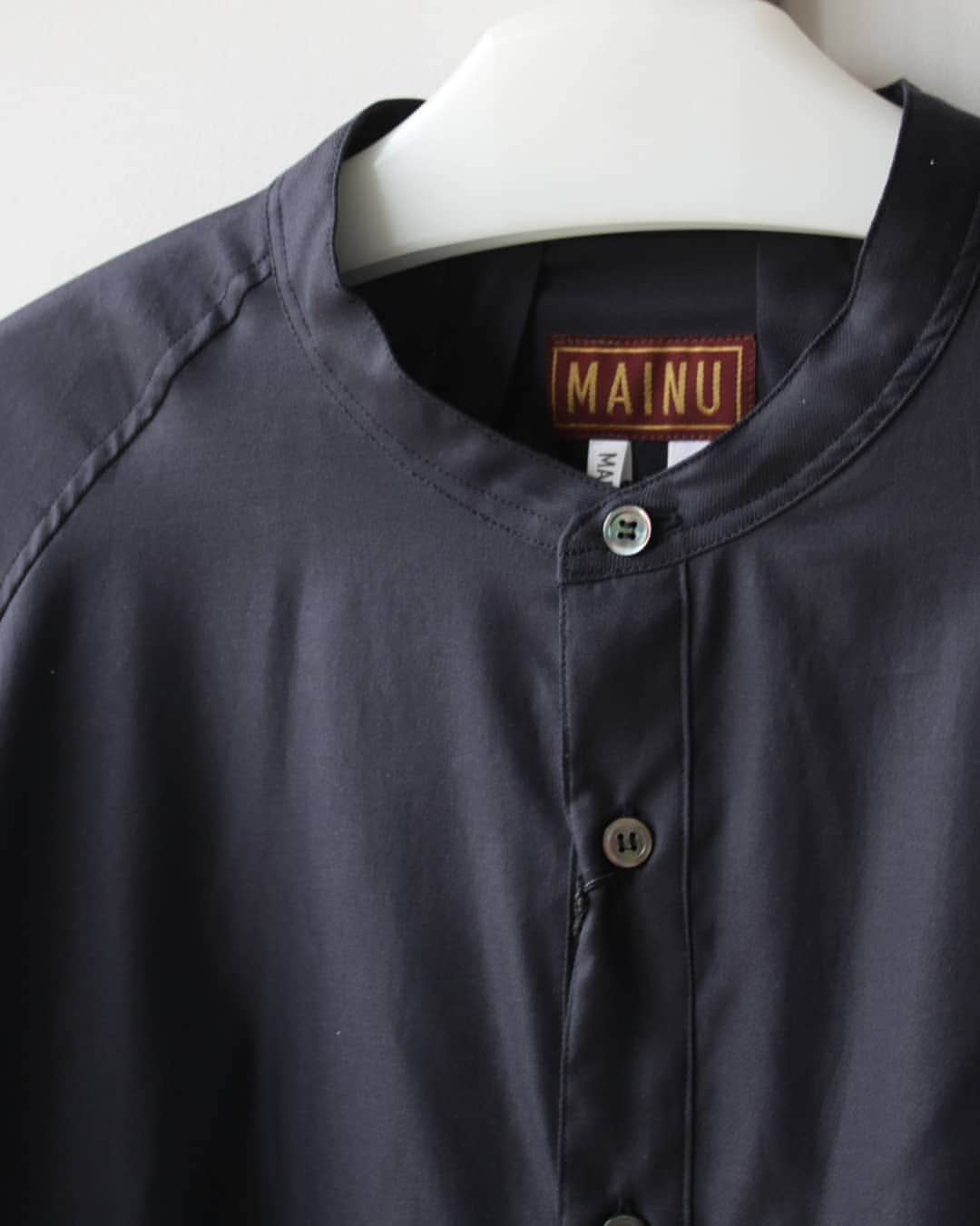Deepinsideinc.com Storeさんのインスタグラム写真 - (Deepinsideinc.com StoreInstagram)「New Brand MAINU / 2019 Spring & Summer Collection. Emergency Shirts new in.  #mainu @mainu_official」3月15日 13時56分 - deepinsideinc.comstore_men