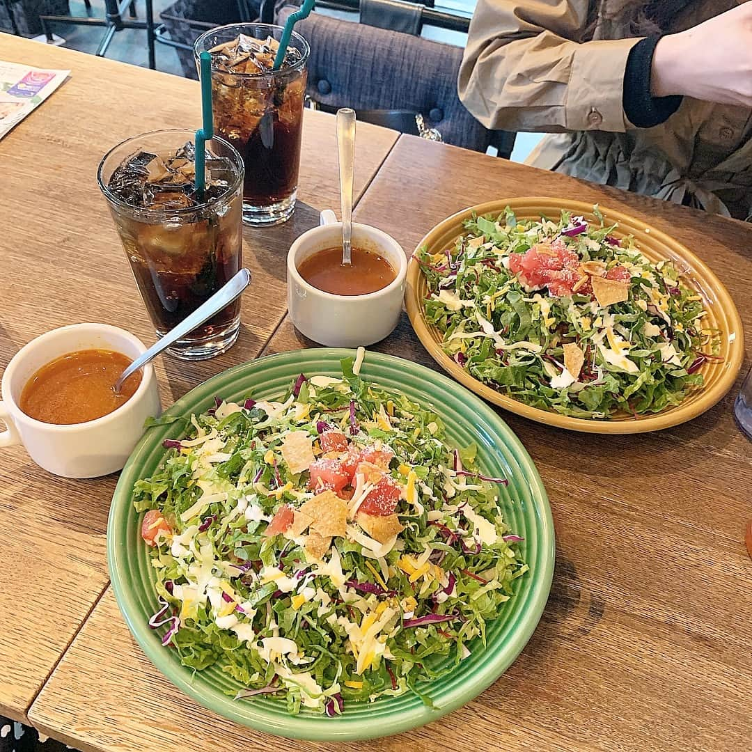 矢田伶華さんのインスタグラム写真 - (矢田伶華Instagram)「今日のランチ🥗♡おいしかった〜〜 . . . #原宿#原宿カフェ#ランチ #アロハアミーゴ」3月15日 14時01分 - reika_308