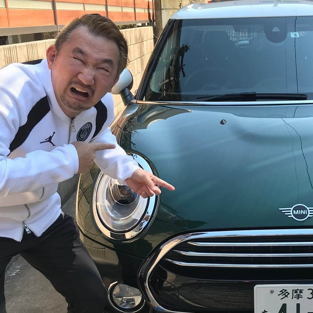 植田朝日さんのインスタグラム写真 - (植田朝日Instagram)「🚗﻿ おい、MINI‼️﻿ ﻿ ミドリの代車とかね〜だろ。。。涙﻿ ﻿ 数日の間、活動範囲が狭まる事をご了承ください。苦笑﻿ ﻿ #MINI #代車 #tokyo12」3月15日 14時49分 - asahiman