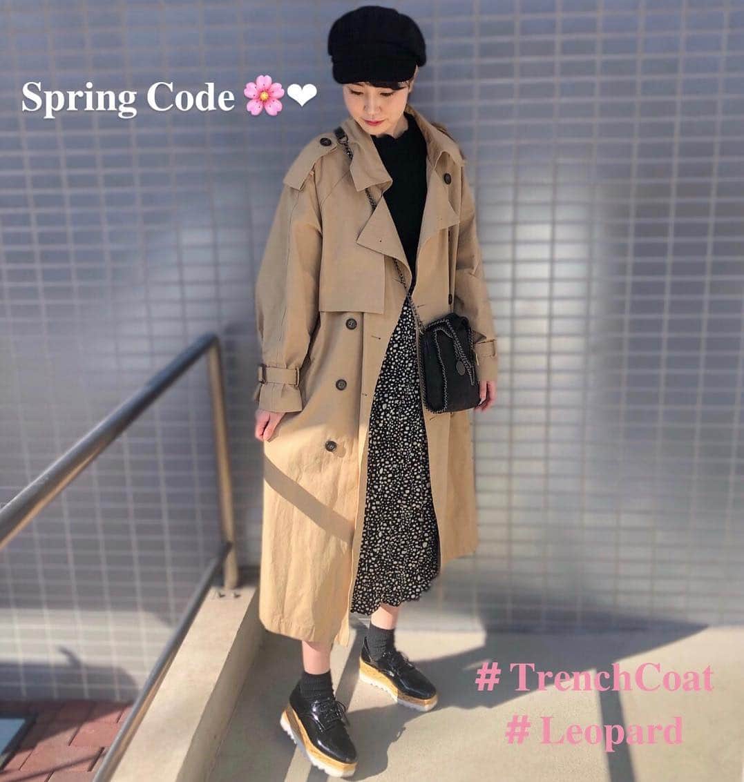 のインスタグラム：「. みなさんのいいね！で決まる、東京B×artの 推し生徒総選挙🔥🔥🔥🔥 . みなさんの一票が応援になります！！ 気になる学生に、どんどんいいね！お願いします🤣 . 第3弾はファッションコーディネート紹介！ 美容学生はオシャレも大好き🤣 . 素敵な春のコーディネートの先輩たちですね！ . #東京ビューティーアート #オープンキャンパス #美容師 #ヘアメイク #エステ #メイク #ネイル #モデル #アイリスト #マツエク #美容学校 #トータルビューティー #JNA #認定校 #ヘアアレンジ #かわいい #おしゃれ  #ヘアスタイル #ビューティー #アート #コーディネート #おしゃれ好きと繋がりたい #美容好きな人と繋がりたい #春コーデ #トレンチコート #レオパード #ファッション #ファッション好きな人と繋がりたい」