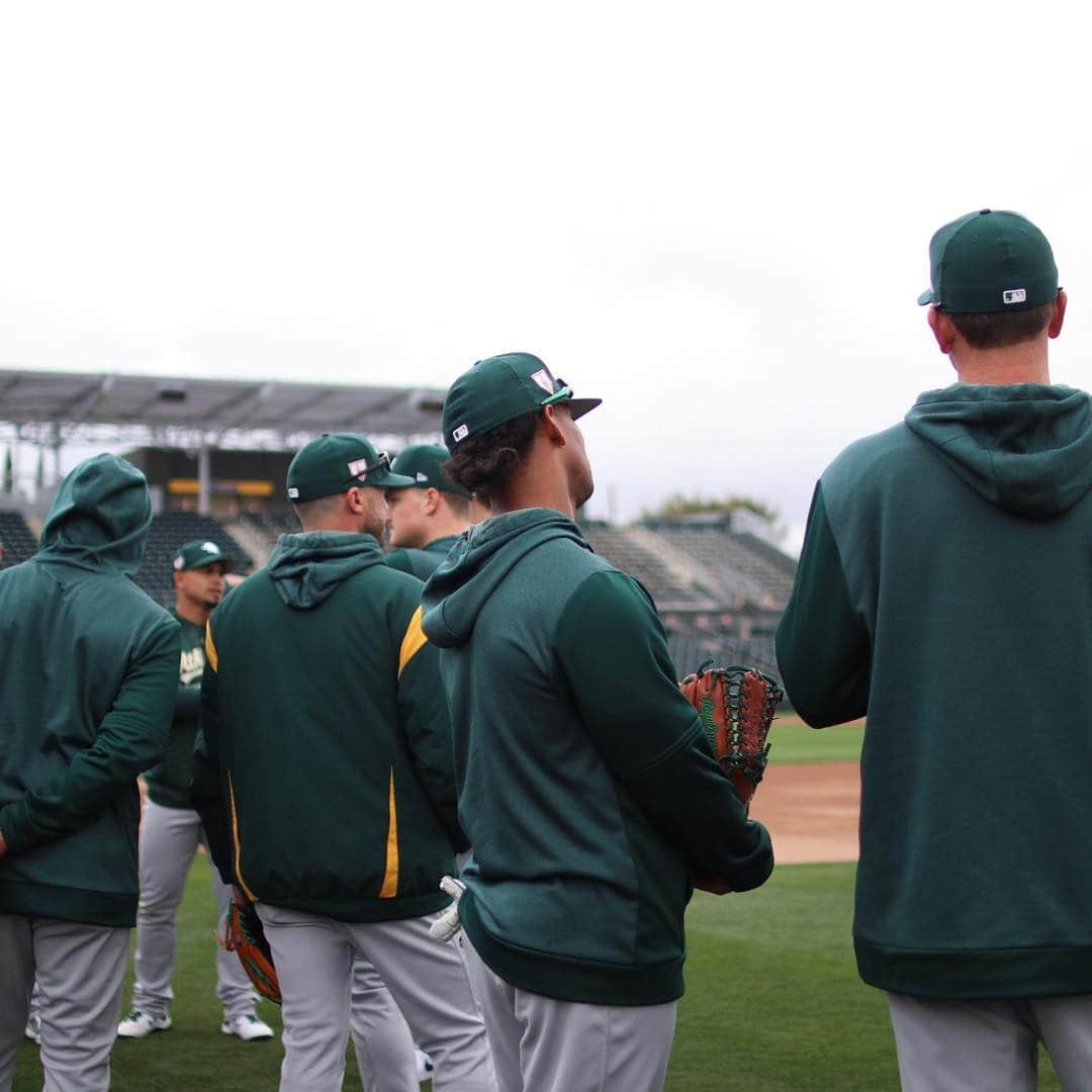 坪井ミサトさんのインスタグラム写真 - (坪井ミサトInstagram)「. . 3/21日（木・祝）14:00〜 「Athletics vs Mariners 開幕戦GAME2」 MLB Cafe 東京ドームシティ店にて VRホームランダービーの決勝大会が行われます！  私はそのアシスタントMCをさせて頂きます✨ 決勝大会のみ参加は完全招待制ですが、 見学は無料です😆😆 一般公開の時間帯は皆さん無料で参加できるので 是非お越し下さい⚾️💕 . . #mlb #mlbjapan #東京ドーム #tokyo #tokyodome #開幕戦 #athletics #mariners #vr #vrhomerunderby #mlbcafé #baseball #野球 #野球女子 #fitness #fitnessgirl #イチロー 選手 #菊池雄星 投手」3月15日 14時58分 - misato1030