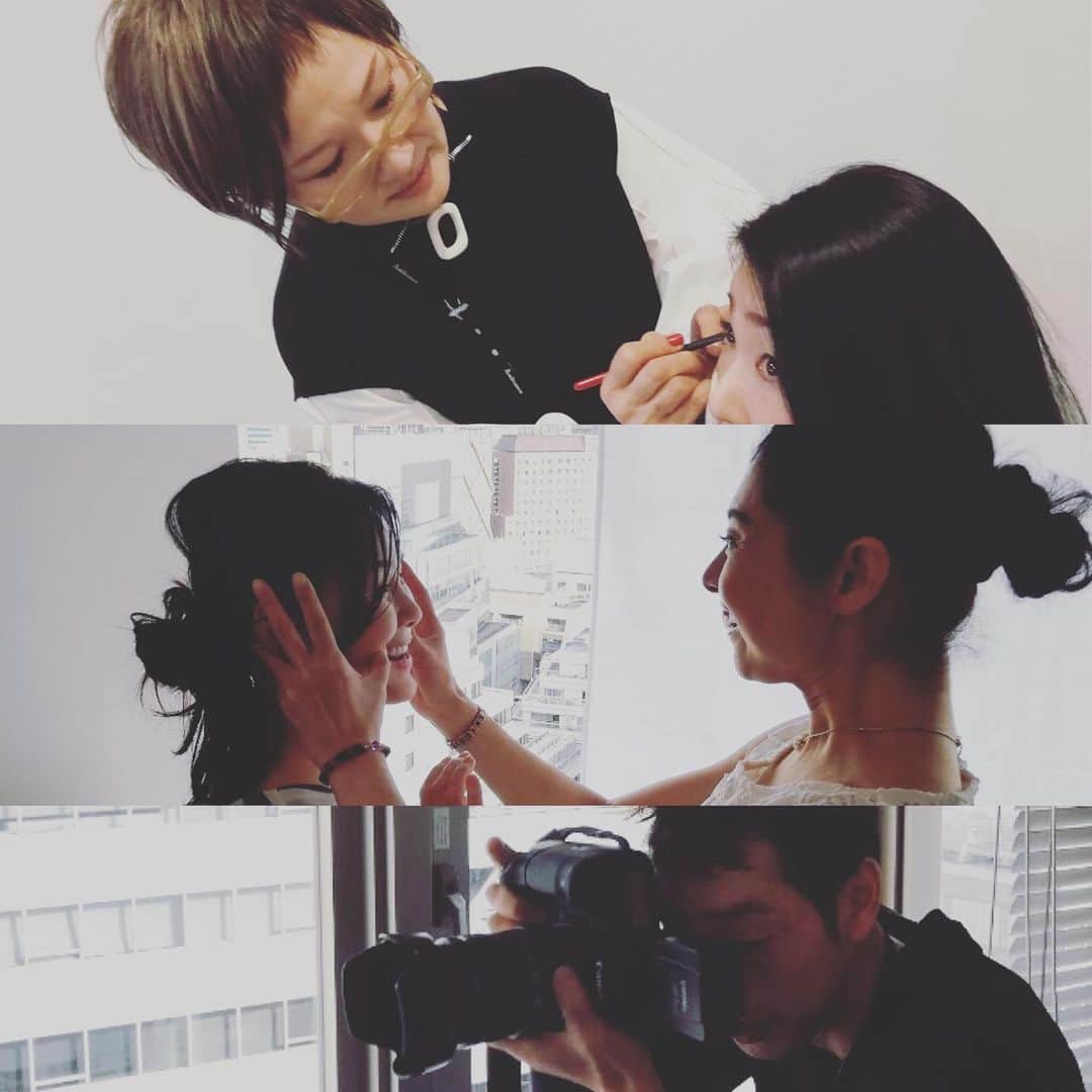 間々田佳子のインスタグラム：「メイク×笑顔×ファッション  #どこまで変わる？ #新しい自分 #劇的ビフォーアフター  #間々田佳子 #白井ユリ」