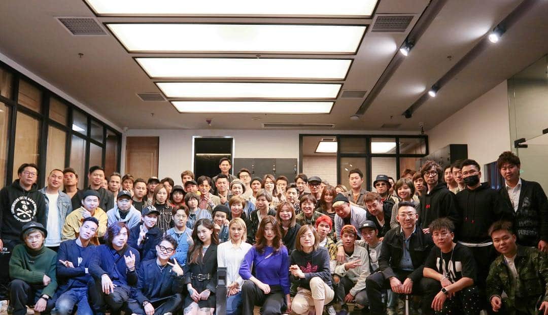 Abby Chenのインスタグラム：「謝謝廣州❤️🈵️ 謝謝大家的熱情學習 下次見🔜」