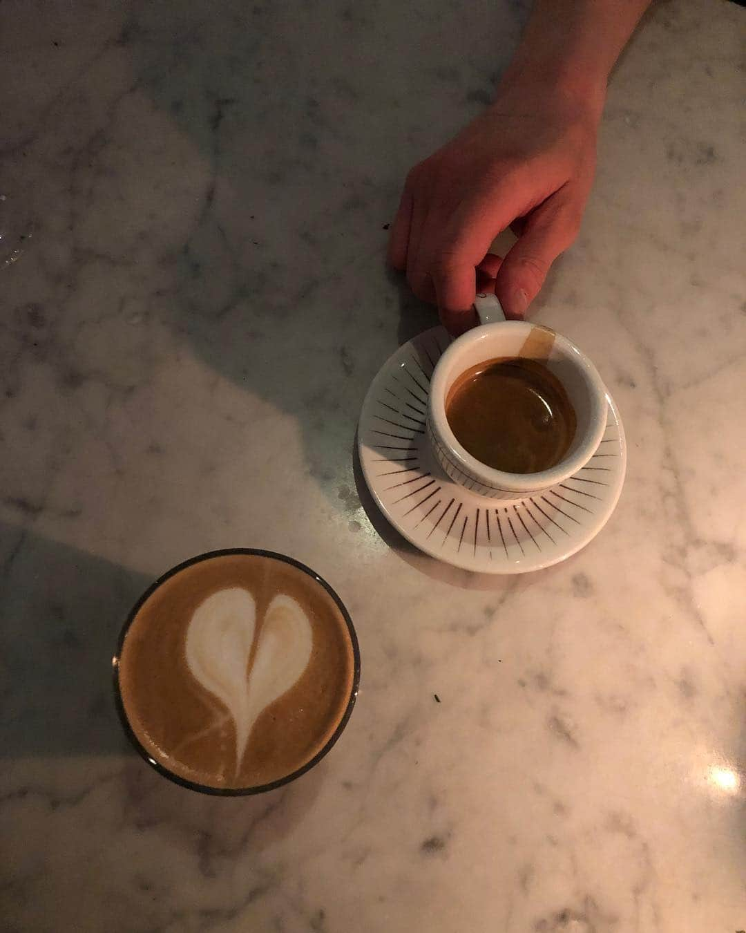 イザベル・オルソンさんのインスタグラム写真 - (イザベル・オルソンInstagram)「☕️ @tavernaaverna med @jakoblng」3月15日 15時55分 - iisabelleolsson