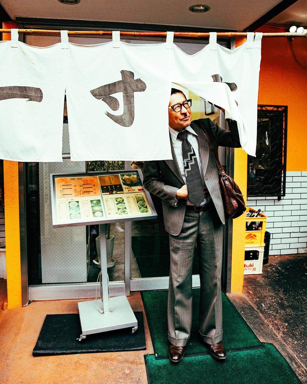 岩井ジョニ男のグルメインスタ