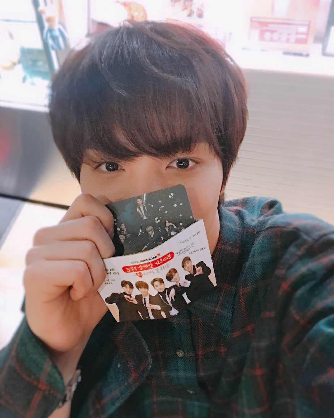 のインスタグラム：「이벤트 즐기고 계신 러브들!쏘리질뤄!!!」
