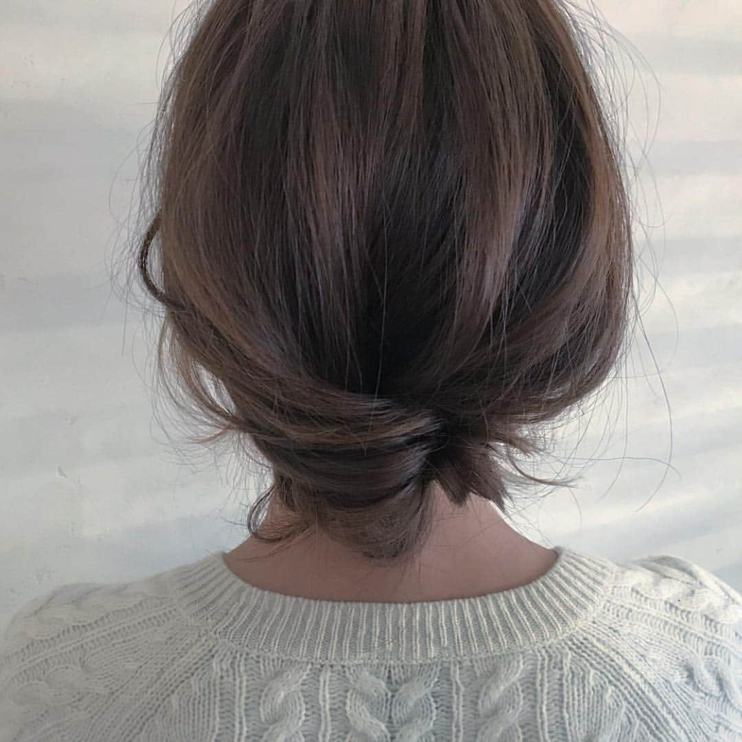 kumaのインスタグラム：「ナチュラルに。 , #kuma_style  #hair #ヘアアレンジ」