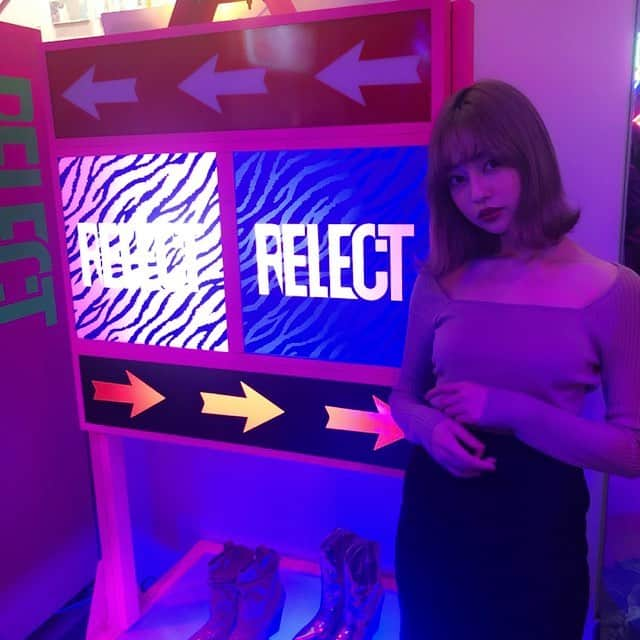 中村里砂さんのインスタグラム写真 - (中村里砂Instagram)「3月16日にリニューアルオープンするRELECT by RUNWAY channel Lab.に行ってきました。 . 海外で買付けした古着があって、店内もかわいくてここだけ異空間🦄 渋谷のスペイン坂にあるよ👄 . 今日は21時からまりあちゃんとMIX CHANNELの生配信番組に出るので、ミクチャアプリをDLして観てみてください🥺 . #RELECT #リレクト #POSTOKYO #GAL」3月15日 18時03分 - risa_doll_