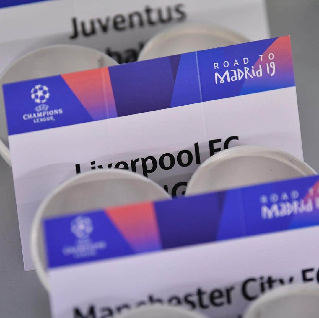 UEFAチャンピオンズリーグさんのインスタグラム写真 - (UEFAチャンピオンズリーグInstagram)「😍 We’re ready for the #UCLdraw! Where in the world are you watching? 🌍」3月15日 18時24分 - championsleague