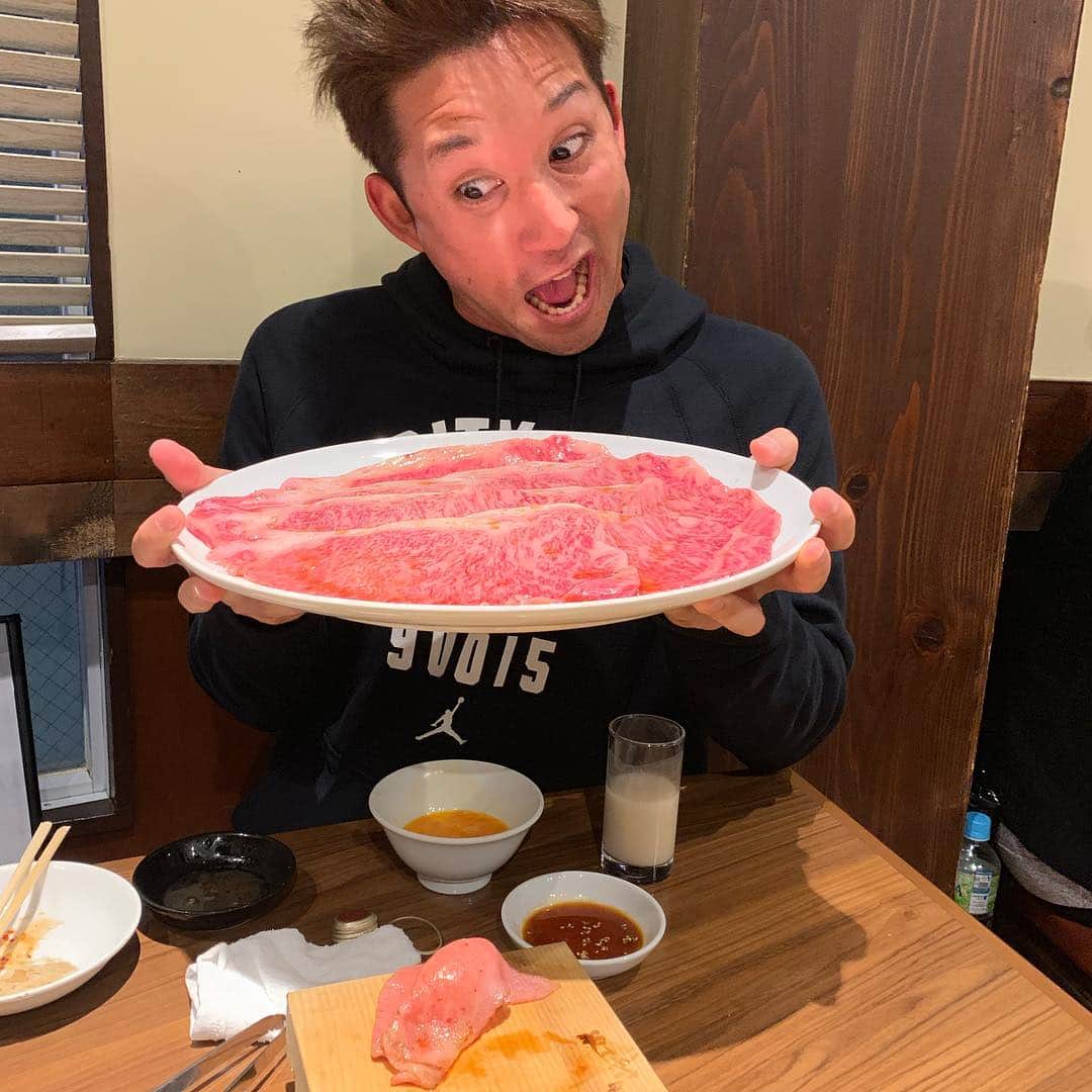 ニック・マルティネスのインスタグラム：「とてもおいしい  バリウマイ！なまら美味い！」