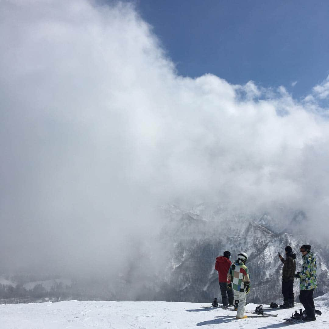 柴田ひかりさんのインスタグラム写真 - (柴田ひかりInstagram)「湯沢 雪も天気も最高だったし本当にたのしかった🏂」3月15日 18時47分 - shibatahikari