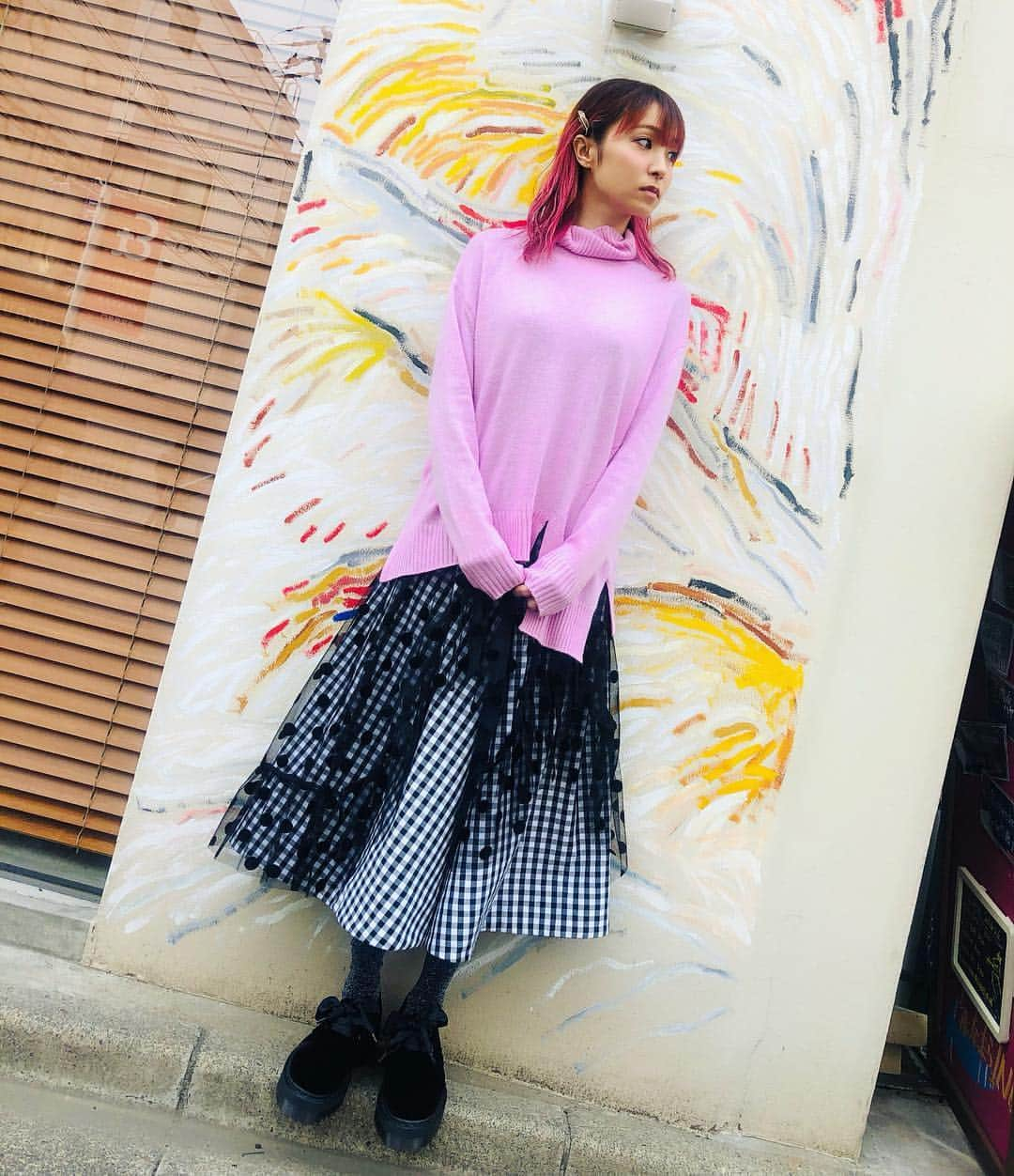 LiSAさんのインスタグラム写真 - (LiSAInstagram)「今日はピンク☻ #LiSA #くばちゃまコーデ #りさふく」3月15日 18時52分 - xlisa_olivex