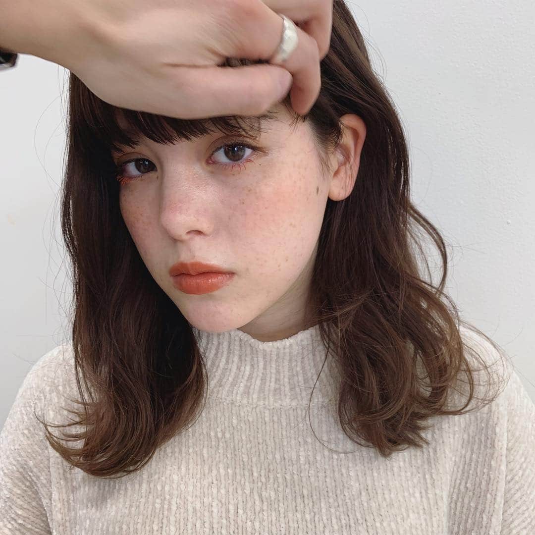 野口和弘のインスタグラム：「RMK  Wカラー マスカラ 02 @rmkofficial . 下まつげにオレンジマスカラで春を演出。 . #cieca. #makeup  #rmk」