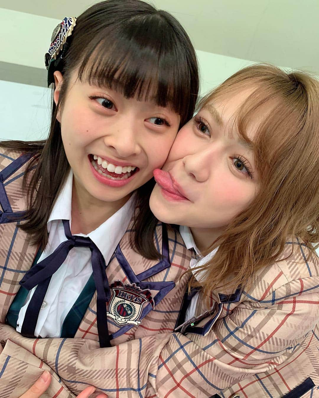 松岡はなさんのインスタグラム写真 - (松岡はなInstagram)「大好きな @hktanna4848 さん😋💛🌈 #ベロ出てると思わなかったの #びっくりしちゃった #優しくてとっても良い人」3月15日 19時09分 - hana_matsuoka_