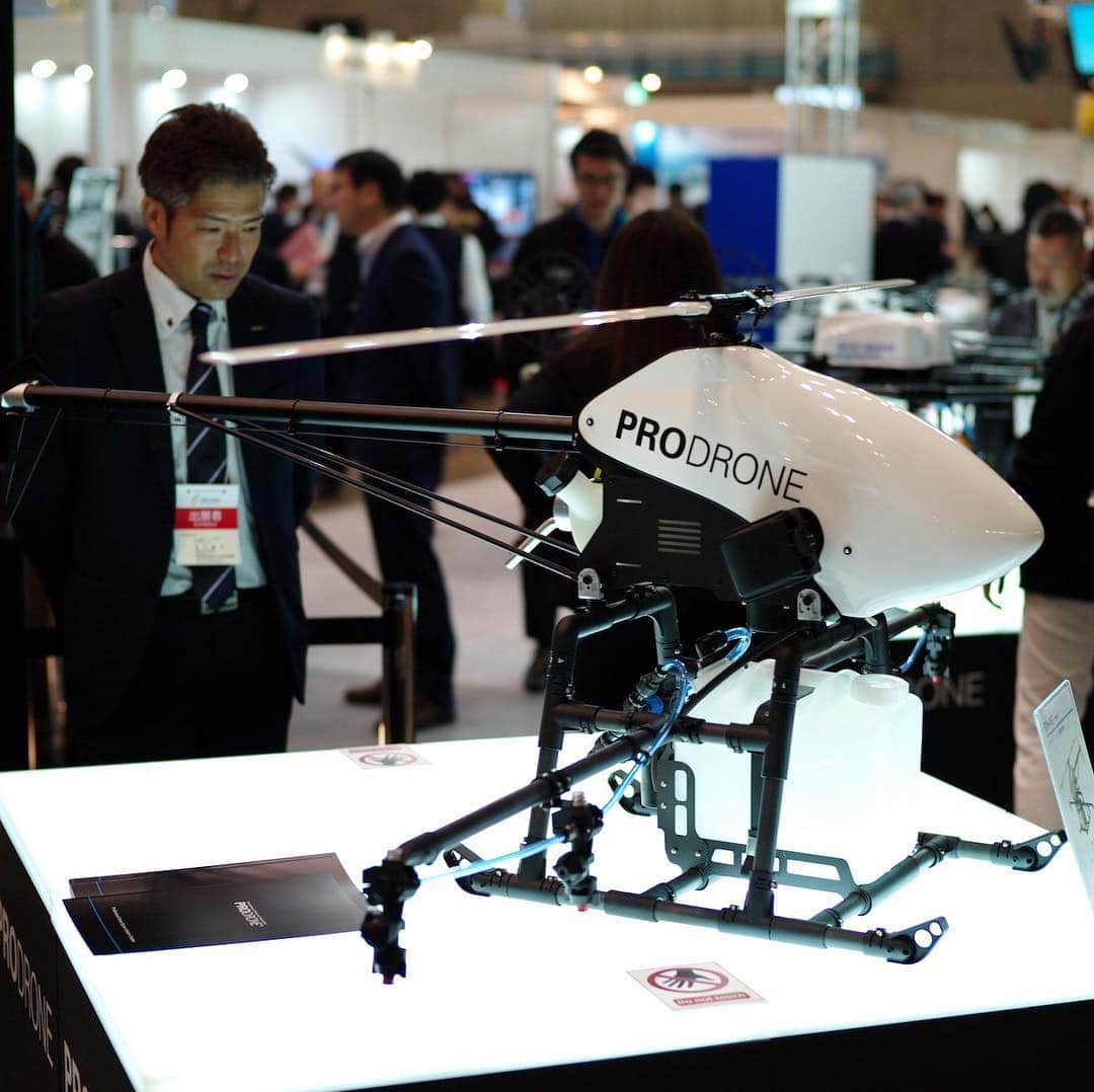The Japan Timesさんのインスタグラム写真 - (The Japan TimesInstagram)「With the market for business-use unmanned aircraft looking promising in coming years, the large-scale Japan Drone 2019 exhibition at Makuhari Messe kicked off Wednesday and showed more companies that are eager to get involved with the industry. Whether it's used for aerial photography or safety inspections, it seems drones will continue to take off in Japan. (@ryuseitakahashi217 photos) . . . . . . #Japan #Tokyo #drones #tech #日本 #東京 #ドローン #技術」3月15日 19時35分 - thejapantimes