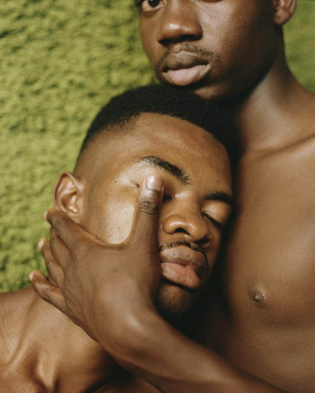 Vogue Italiaさんのインスタグラム写真 - (Vogue ItaliaInstagram)「Kalu and Jukah 💞A new photostory by @danieljacklyons ➡️ About the project - Kalu and Jukah are queer activists from Mozambique who have been gaining notoriety as a visible gay couple in a country where homosexuality is still highly stigmatized. They reflect the continuing struggle to normalize both gay love and commitment in places where legal principles may have changed, but traditional norms legitimize only a narrow range of experiences. This simple act of defiance has become a powerful force in the fight for recognition. See more via link in bio. #photostories」3月15日 20時14分 - vogueitalia