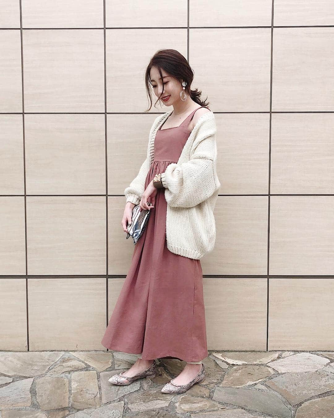 冨張愛さんのインスタグラム写真 - (冨張愛Instagram)「Brown coordinate☺︎ このワンピ 夏になったら1枚で着たいな...♡ 157cmと身長が低めなのですが @titivatejp は丈もぴったりなものが多くて ありがたい🙈💭✨ * onepiece ... #titivate #instagood #coordinate #ootd #outfit #fashion #instafashion #titivatestyle #코디네이트 #패션 #카메라 #157cmコーデ #コーディネート #コーデ #ファッション #今日のコーデ #春服 #春コーデ #ティティベイト #バックリボンエプロンワンピース #ワンピース #レギンス」3月15日 20時34分 - megumitomihari