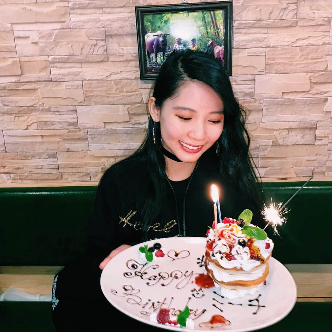 渡邊さくらさんのインスタグラム写真 - (渡邊さくらInstagram)「🥳happy birthday🥳」3月15日 21時02分 - _sakuran_