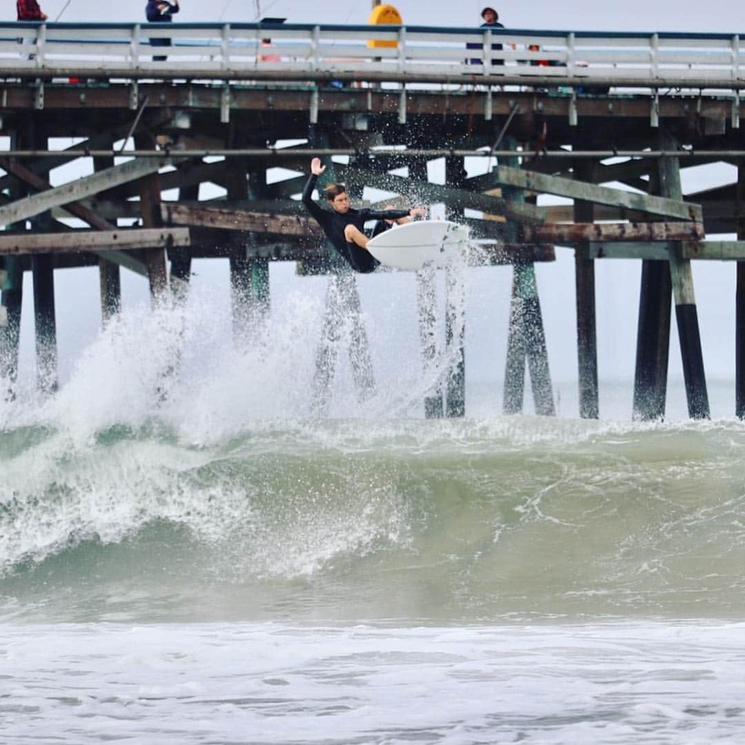 ロストさんのインスタグラム写真 - (ロストInstagram)「🙌🏻 for Friday. @_brandon___ 📸 @ciatreiser #lostsurfboards」3月16日 7時59分 - lost9193
