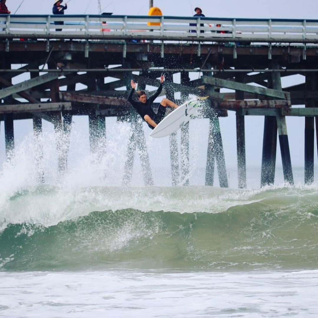 のインスタグラム：「🙌🏻 for Friday. @_brandon___ 📸 @ciatreiser #lostsurfboards」