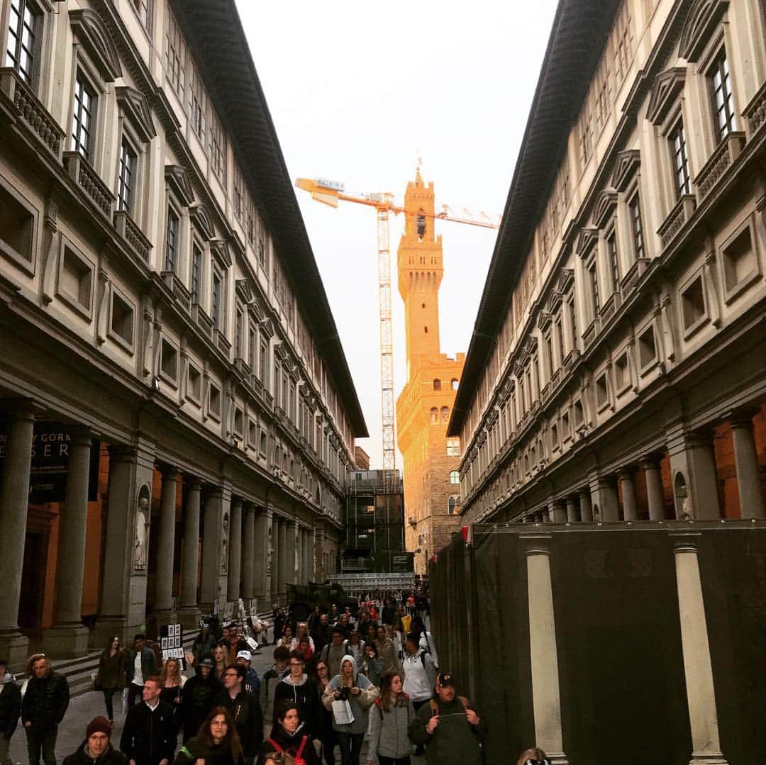 レイ・アレンさんのインスタグラム写真 - (レイ・アレンInstagram)「A few of my pics from yesterday in #Florence #StatueofDavid」3月16日 8時00分 - trayfour