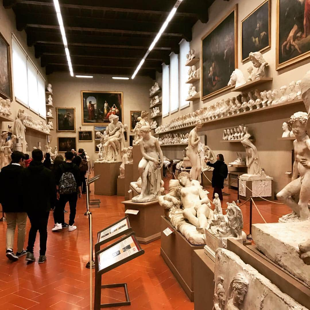 レイ・アレンさんのインスタグラム写真 - (レイ・アレンInstagram)「A few of my pics from yesterday in #Florence #StatueofDavid」3月16日 8時00分 - trayfour