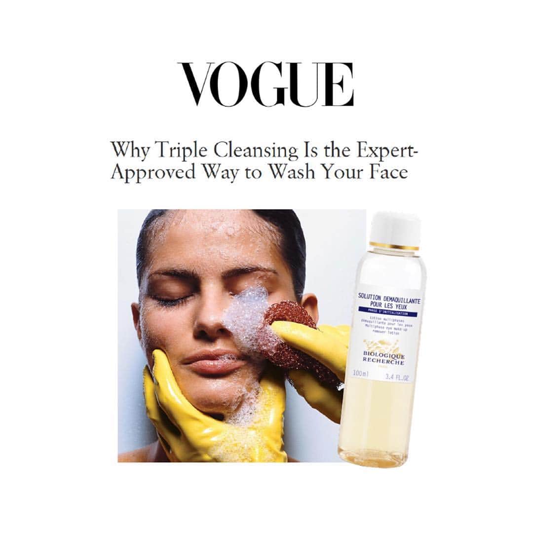 Biologique Recherche USAさんのインスタグラム写真 - (Biologique Recherche USAInstagram)「Our Solution Demaquillante pour les Yeux was featured in @vogue this Winter, in a story titled "Why Triple Cleansing Is the Expert-Approved Way to Wash Your Face". Our partner, esthetician and @ziipbeauty founder @melanie.simon is quoted "I always use eye makeup remover over the entire face with a gauze pad as a first step, then follow with wipes so I can see that every last trace of makeup is removed.” And you, how do you cleanse? • • • #biologiquerecherche #passion #expert #skin #skincare #press #vogue #cleanse #cleanser #skininstant #buildingbetterskin #solutiondemaquillantepourlesyeux #ambassadedelabeaute #savoirfaire #melaniesimon #esthetician #beauty」3月16日 6時38分 - biologique_recherche_usa