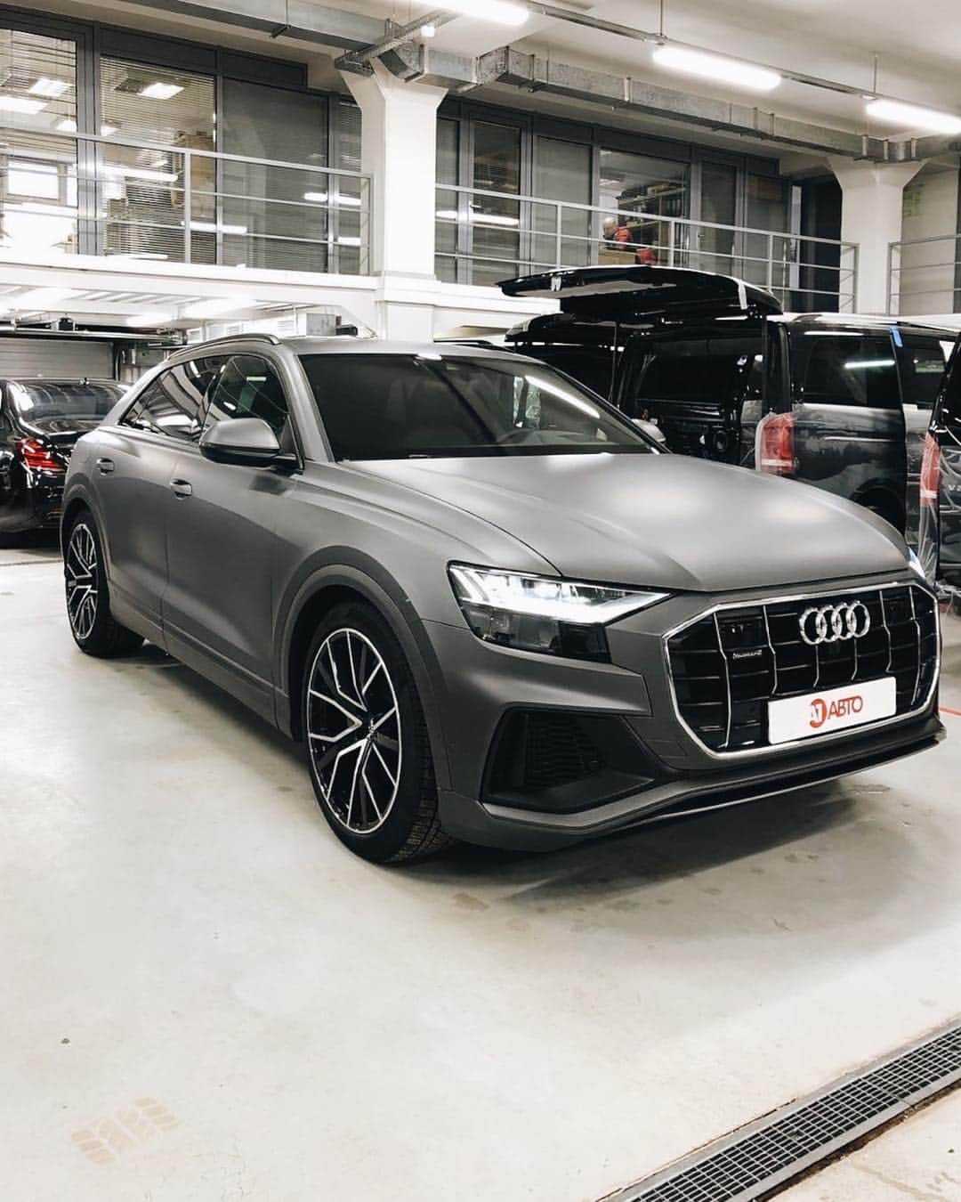 CARLiFESTYLEさんのインスタグラム写真 - (CARLiFESTYLEInstagram)「The Audi Q8 | 👍🏼or👎🏼? By @a1tuning #carlifestyle @a1tuning」3月16日 7時11分 - carlifestyle