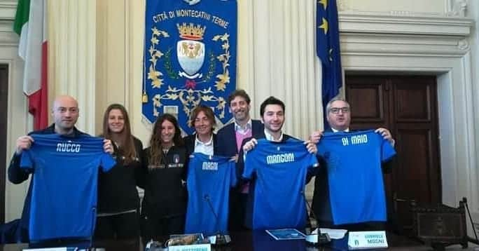 サッカーイタリア代表さんのインスタグラム写真 - (サッカーイタリア代表Instagram)「#Under17 #Femminile🇮🇹 Le #Azzurrine pronte all'Élite Round. 🗣️ Il tecnico #Grilli: "Abbiamo fiducia nei nostri mezzi" . Dal 21 marzo il via al secondo girone di qualificazione agli Europei di categoria: in palio il pass per la fase finale in Bulgaria . . #VivoAzzurro」3月15日 23時24分 - azzurri