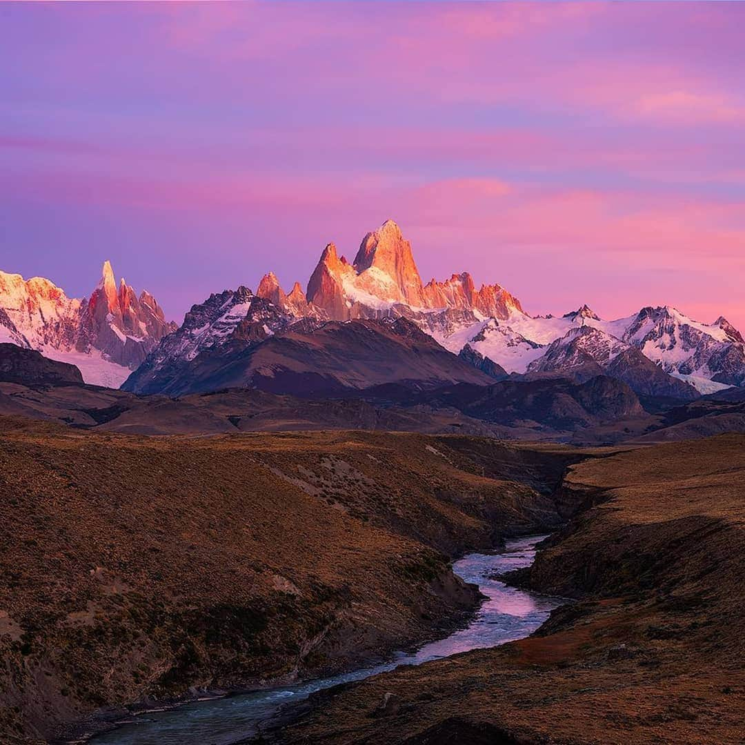 エールフランスさんのインスタグラム写真 - (エールフランスInstagram)「Get ready to explore the crown jewel of Patagonia’s parks, the spectacular Los Glaciares National Park and its stunning glaciers. Diamant de la Patagonie, partez à la découverte du spectaculaire Parc National de los Glaciares et de ses glaciers magiques. Merci @Craig.holloway #airfrance #franceisintheai」3月15日 23時19分 - airfrance